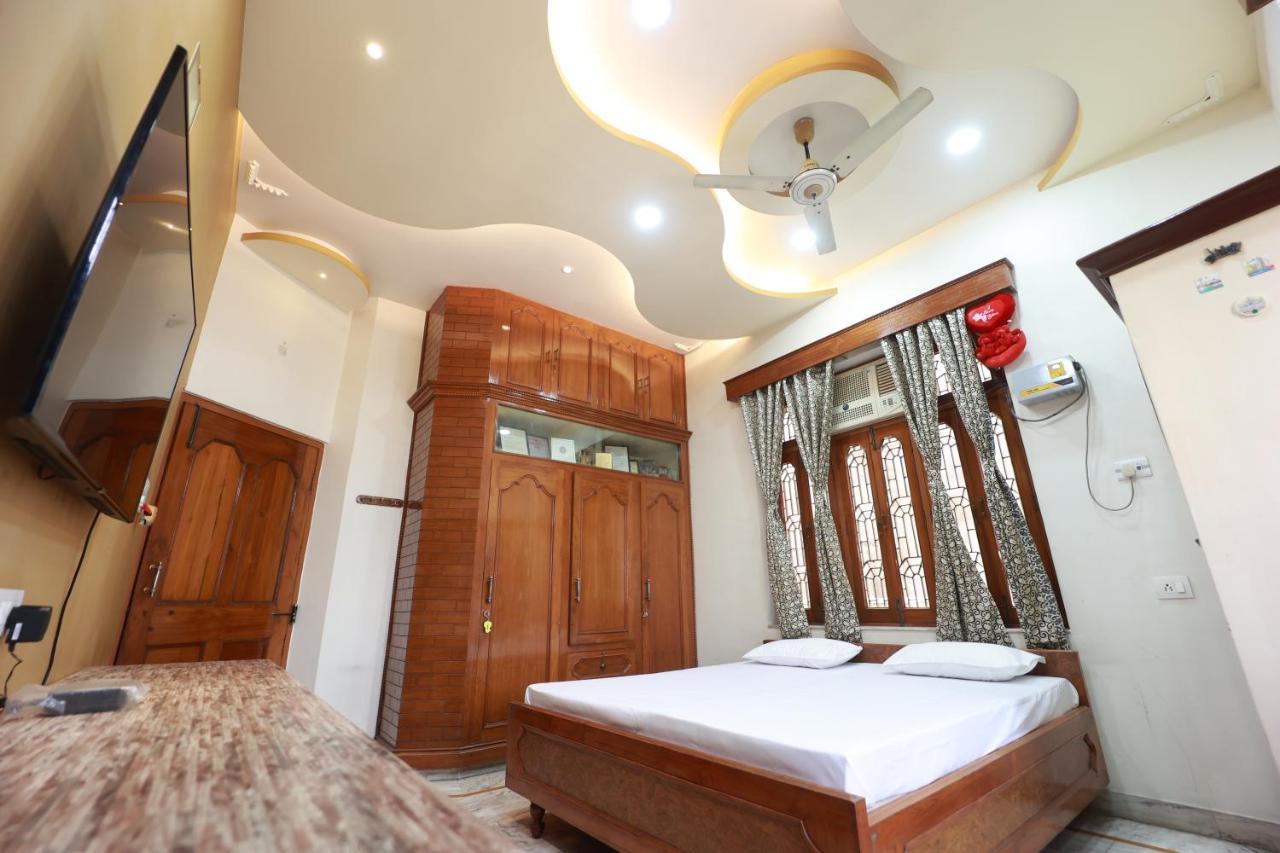Kapoor Sahab Homestay : It'S A Home Away From Home. 瓦拉纳西 外观 照片